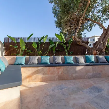 Palancar - Moradia Com Piscina Aquecivel E 2 Jacuzzis - *